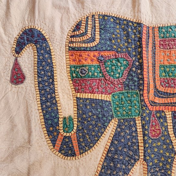 EUC Handmade elephant tapestry in earth tones 47" square Boho - Picture 4 of 4